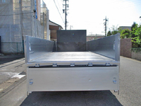 三菱ふそうファイターアルミブロック中型（4t）[写真10]