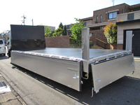 三菱ふそうファイターアルミブロック中型（4t）[写真12]