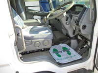 三菱ふそうファイターアルミブロック中型（4t）[写真30]