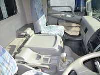 三菱ふそうファイターアルミブロック中型（4t）[写真33]