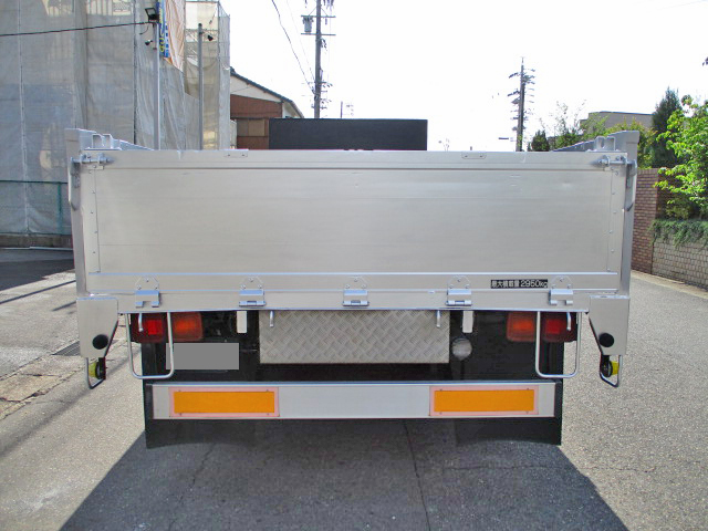 三菱ふそうファイターアルミブロック中型（4t）[写真08]