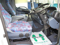 日野レンジャーアルミウイング中型（4t）[写真32]