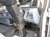 日野レンジャーアルミウイング中型（4t）[写真39]