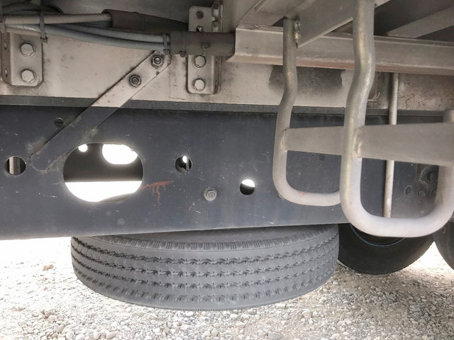 三菱ふそうファイターアルミウイング中型（4t）[写真24]