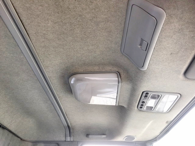 三菱ふそうファイターアルミウイング中型（4t）[写真35]