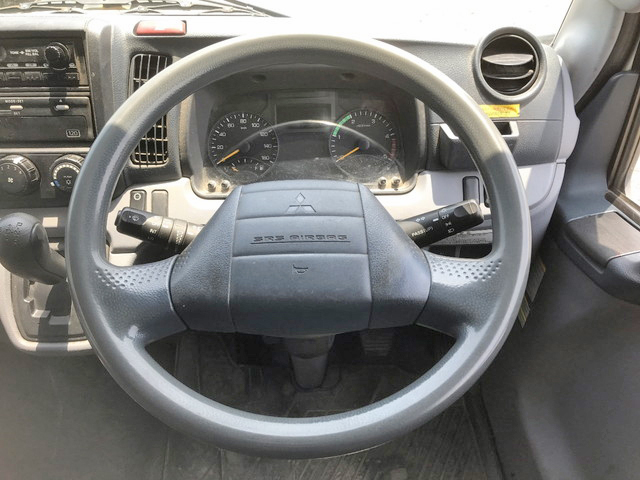 三菱ふそうキャンターアルミブロック小型（2t・3t）[写真36]