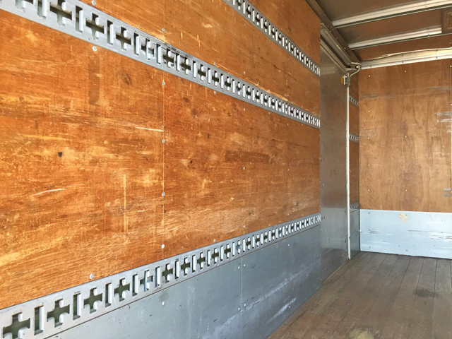 三菱ふそうキャンターアルミバン小型（2t・3t）[写真14]