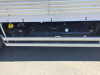 三菱ふそうキャンターアルミバン小型（2t・3t）[写真21]