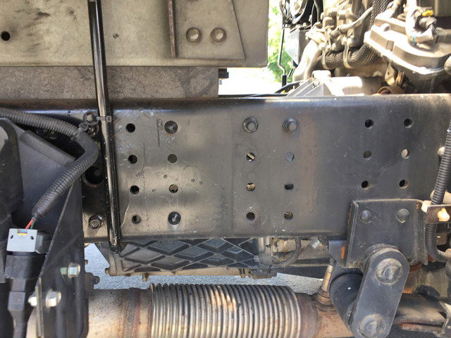 三菱ふそうキャンターアルミバン小型（2t・3t）[写真24]