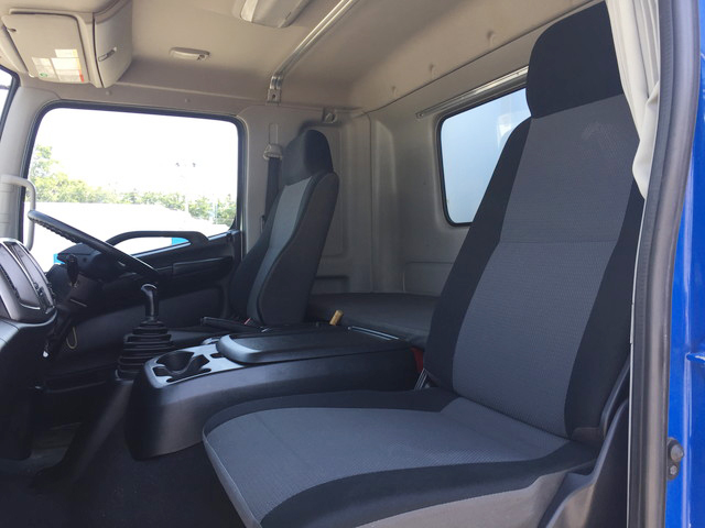 日野レンジャーアルミウイング中型（4t）[写真31]