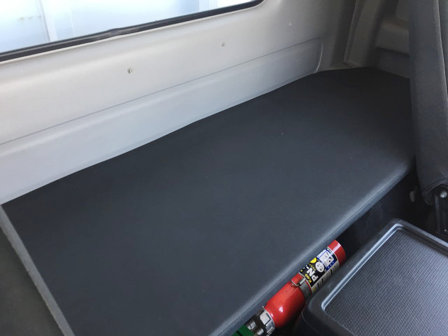 日野レンジャーアルミウイング中型（4t）[写真34]