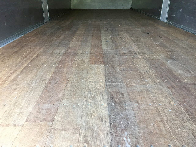 三菱ふそうファイターアルミウイング増トン（6t・8t）[写真16]