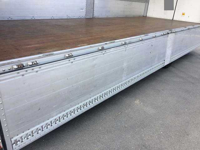 三菱ふそうファイターアルミウイング増トン（6t・8t）[写真19]