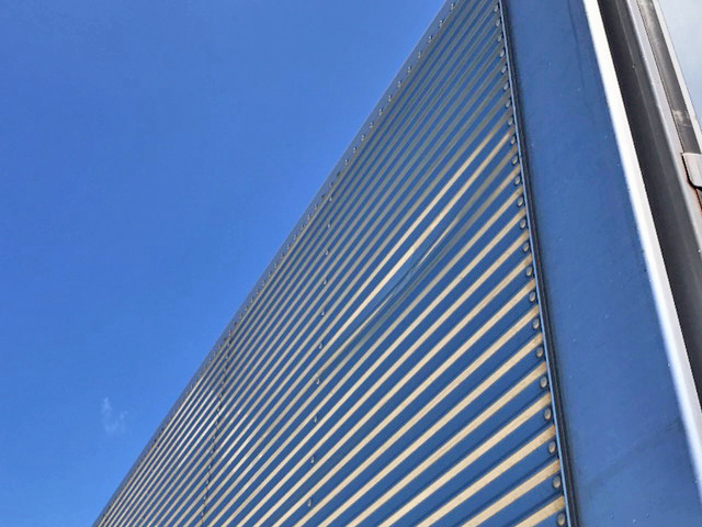 いすゞフォワードアルミウイング中型（4t）[写真15]