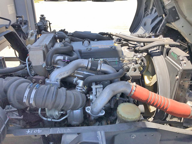 いすゞフォワードアルミウイング中型（4t）[写真21]