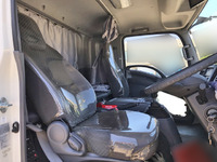 いすゞフォワードアルミウイング中型（4t）[写真25]