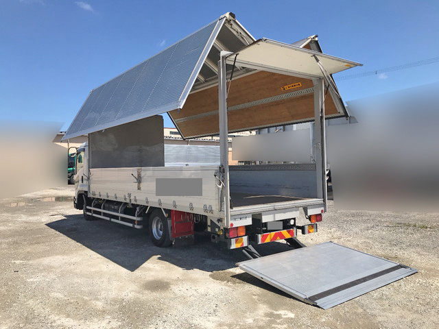 いすゞフォワードアルミウイング中型（4t）[写真09]