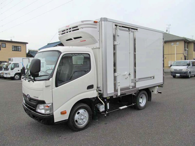 トヨタダイナ/ダブルキャブディーゼル車/冷凍冷蔵庫車/新品
