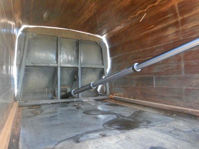 三菱ふそうファイターパッカー車（塵芥車）増トン（6t・8t）[写真13]