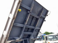 三菱ふそうキャンターダンプ小型（2t・3t）[写真14]