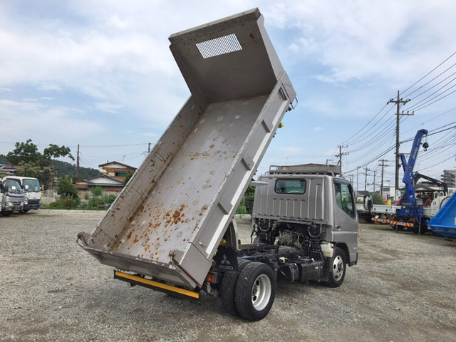 三菱ふそうキャンターダンプ小型（2t・3t）[写真02]