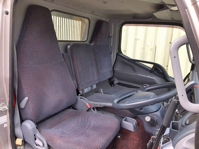 三菱ふそうキャンターダンプ小型（2t・3t）[写真31]