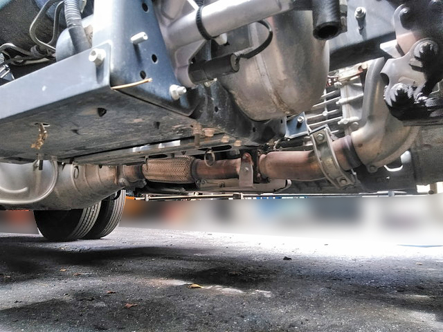 いすゞフォワードコンテナ専用車中型（4t）[写真18]