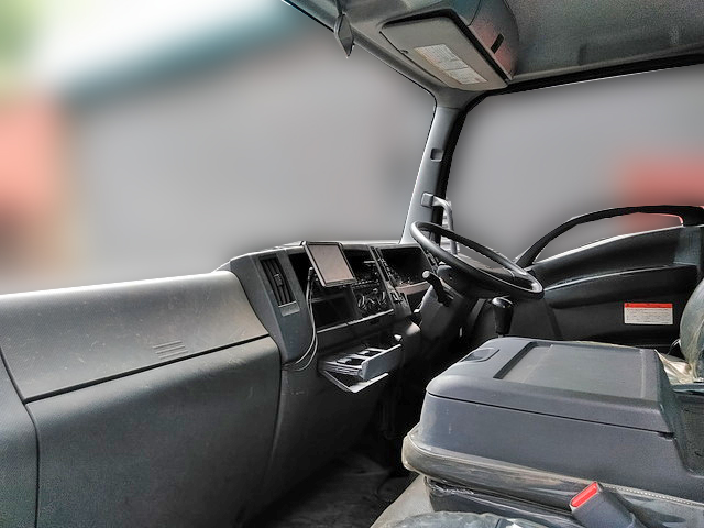 いすゞフォワードコンテナ専用車中型（4t）[写真28]