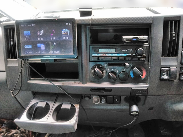 いすゞフォワードコンテナ専用車中型（4t）[写真31]