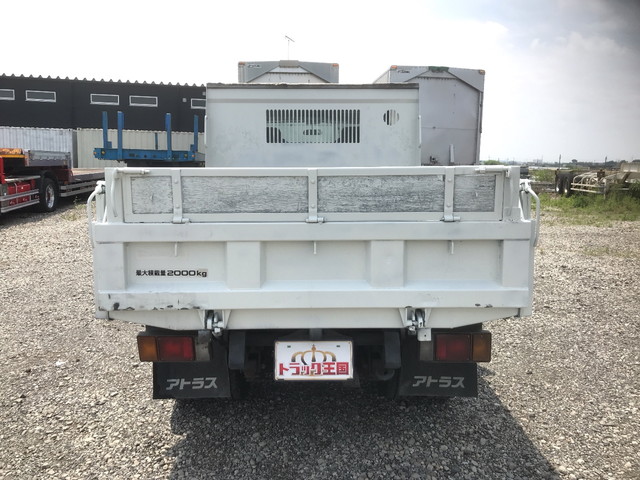 日産アトラスダブルキャブ・ダンプ小型（2t・3t）[写真10]