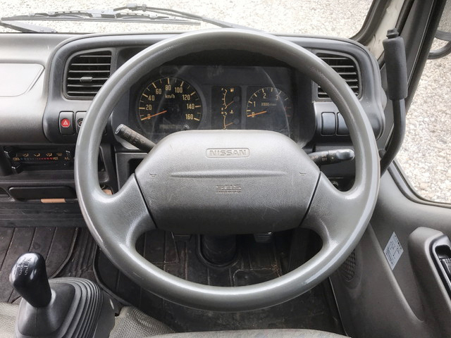 日産アトラスダブルキャブ・ダンプ小型（2t・3t）[写真33]