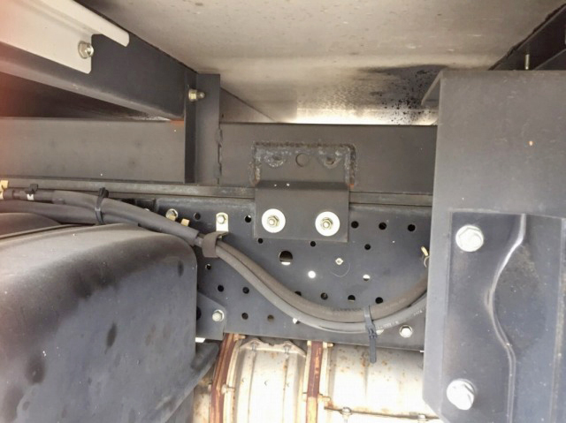 いすゞエルフアルミバン小型（2t・3t）[写真13]