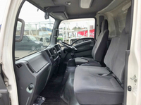 いすゞエルフアルミバン小型（2t・3t）[写真22]