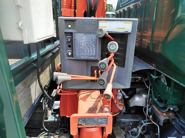 三菱ふそうキャンターユニック4段小型（2t・3t）[写真13]