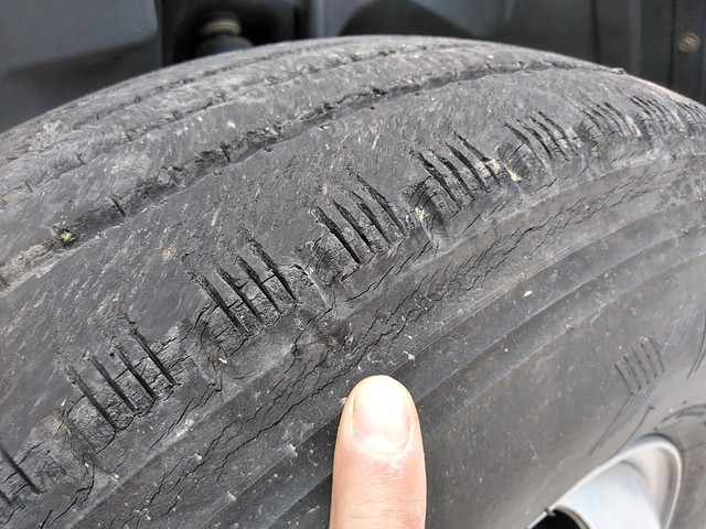 三菱ふそうキャンターユニック4段小型（2t・3t）[写真22]