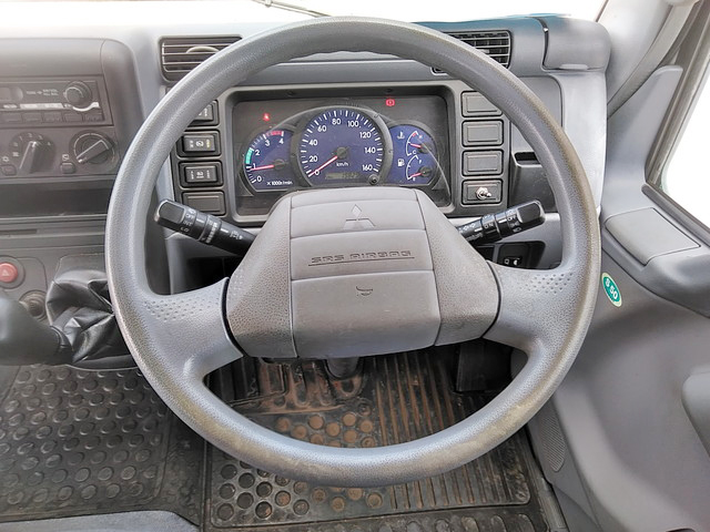 三菱ふそうキャンターユニック4段小型（2t・3t）[写真34]