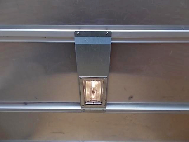 トヨタトヨエースアルミバン小型（2t・3t）[写真15]