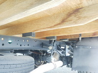 いすゞエルフ平ボディ小型（2t・3t）[写真17]