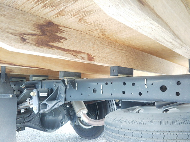 いすゞエルフ平ボディ小型（2t・3t）[写真18]