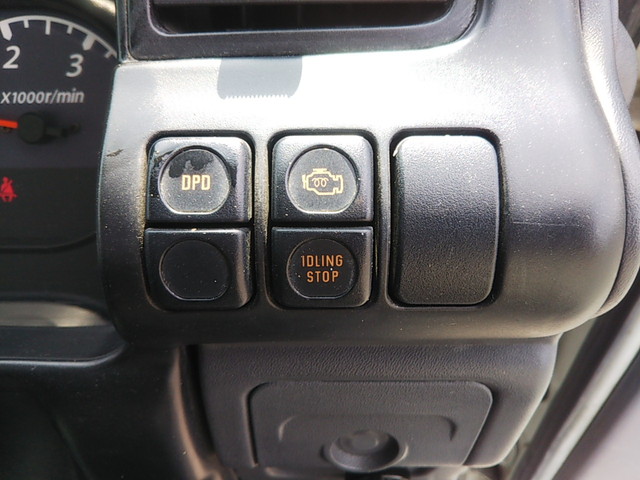 いすゞエルフ平ボディ小型（2t・3t）[写真34]