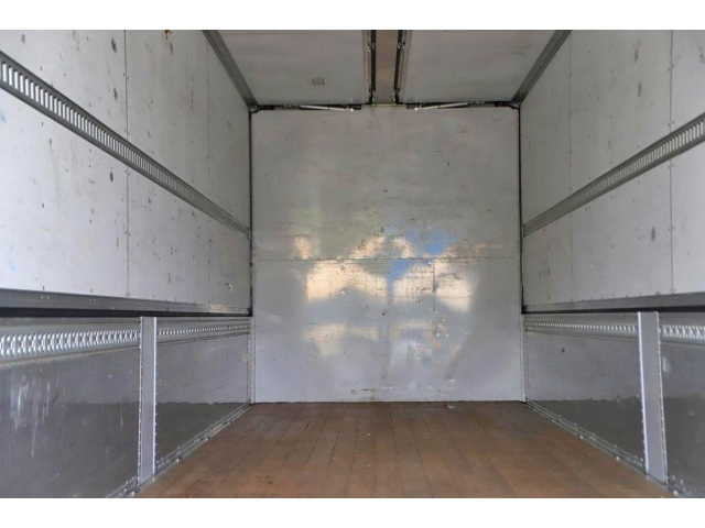 日野プロフィアアルミウイング大型（10t）[写真12]