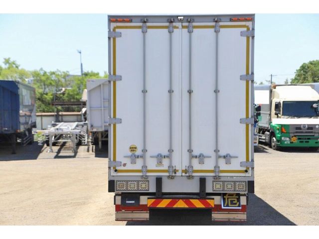 日野プロフィアアルミウイング大型（10t）[写真08]