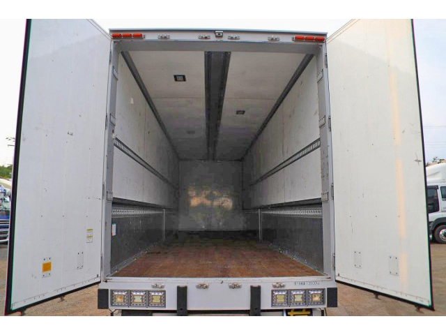 日野プロフィアアルミウイング大型（10t）[写真09]