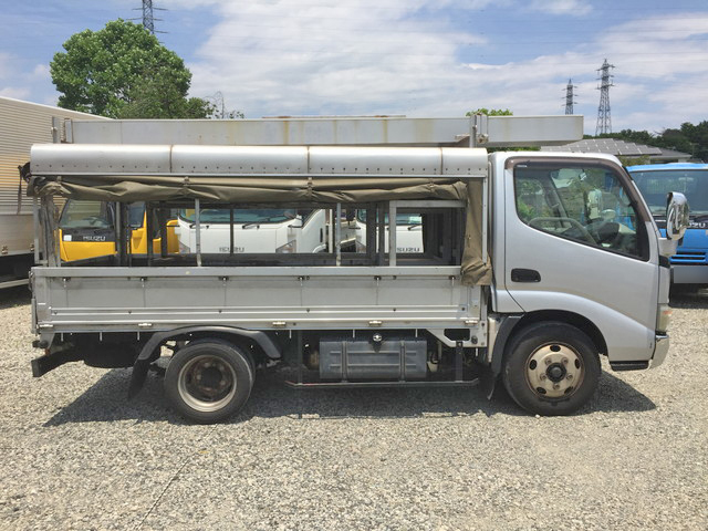 トヨタダイナ幌車小型（2t・3t）[写真06]