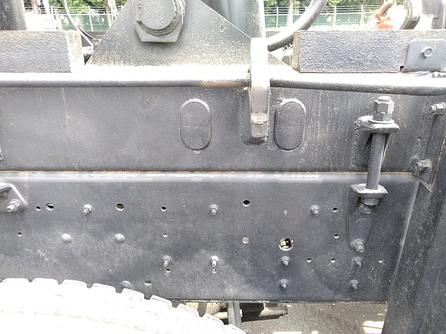 いすゞギガ深ダンプ（土砂禁ダンプ）大型（10t）[写真19]