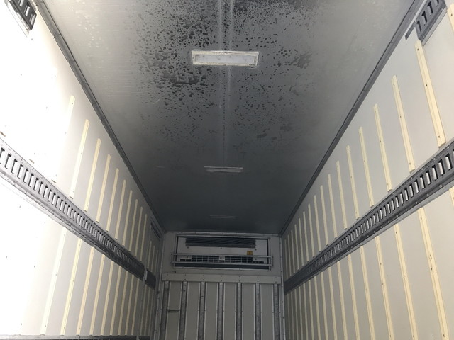 いすゞエルフ冷凍車（冷蔵車）小型（2t・3t）[写真14]