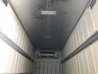 いすゞエルフ冷凍車（冷蔵車）小型（2t・3t）[写真14]