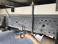 いすゞエルフ冷凍車（冷蔵車）小型（2t・3t）[写真27]