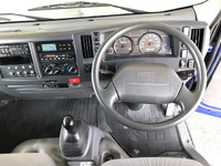 いすゞエルフ冷凍車（冷蔵車）小型（2t・3t）[写真36]