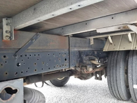 いすゞエルフアルミバン小型（2t・3t）[写真24]